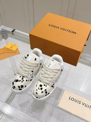 wholesale quality louis vuitton couples shoes model no. 35